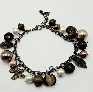 VINTAGE Copper Tone Glass Beaded Butterfly Nature Charm Bracelet